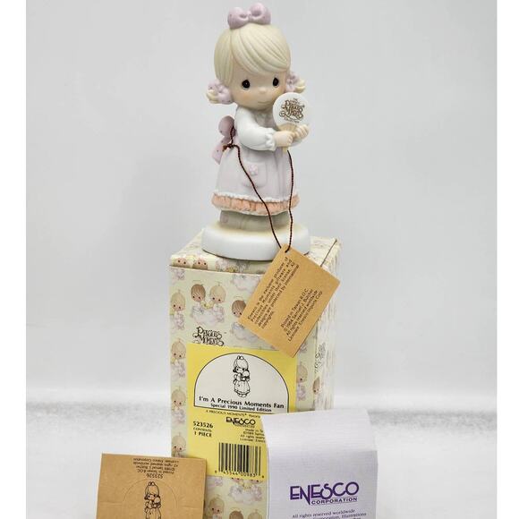 Precious Moments Figurine I'm A Precious Moments Fan 1990 Limited Box Tags - Picture 2 of 10
